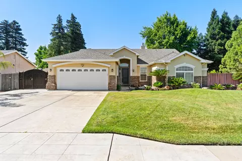 1742 Morris Ave, Clovis, CA 93611