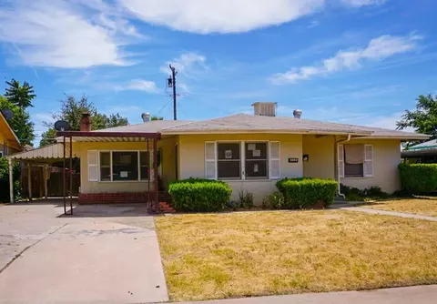 3952 Kenmore Dr N, Fresno, CA 93703