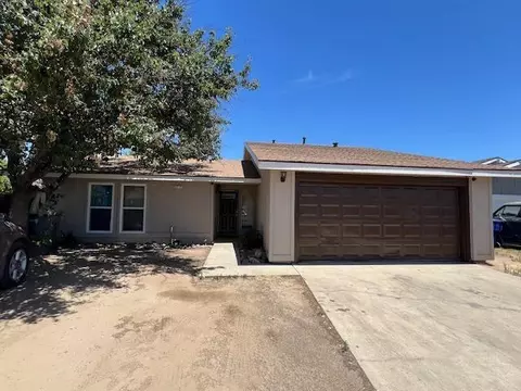 4899 E Atchison Ave, Fresno, CA 93725