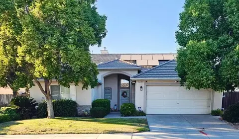 5328 W Oswego Ave, Fresno, CA 93722