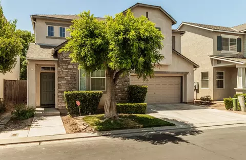 762 W Barcelona Ln, Clovis, CA 93619 photo 1