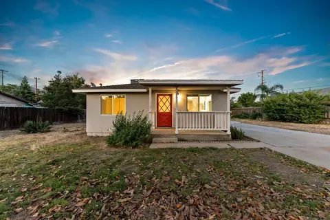 375 N Argyle Ave, Clovis, CA 93612