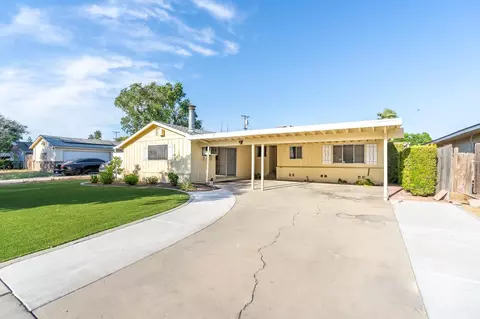 4672 N Augusta St, Fresno, CA 93726