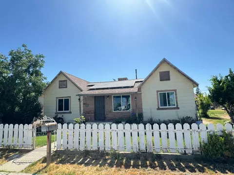 807 Pierce St, Taft, CA 93268