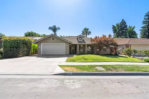 6135 N Hazel Ave, Fresno, CA 93711