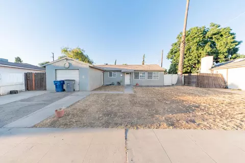 2245 E Donner Ave, Fresno, CA 93726