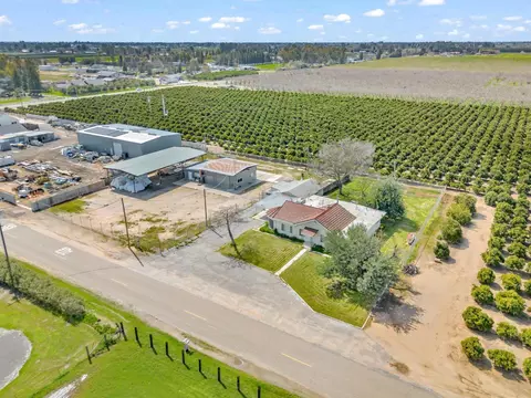 4125 N Greenwood, Sanger, CA 93657