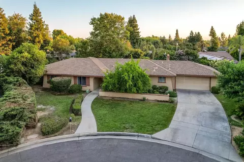 1493 W Calimyrna Ave, Fresno, CA 93711