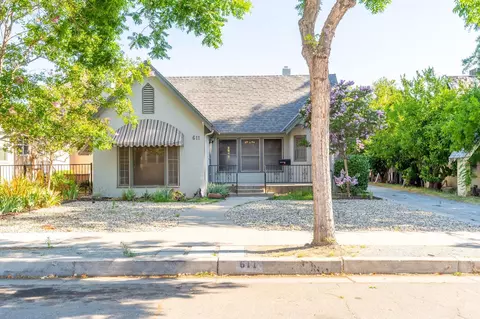 611 E Cambridge Ave, Fresno, CA 93704