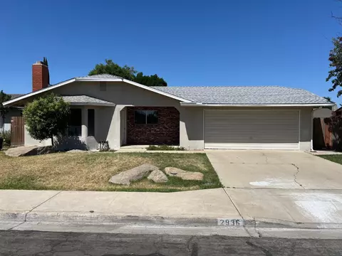 2936 Miami Ave, Clovis, CA 93611