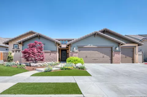 1325 N Kaweah Ave, Clovis, CA 93619