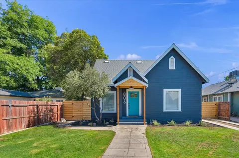 806 Elizabeth St, Fresno, CA 93728