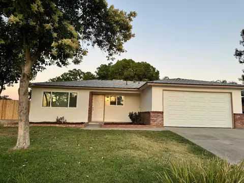 4498 N Pleasant Ave, Fresno, CA 93705