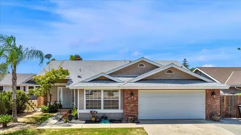 5129 W Howard Ave, Visalia, CA 93277