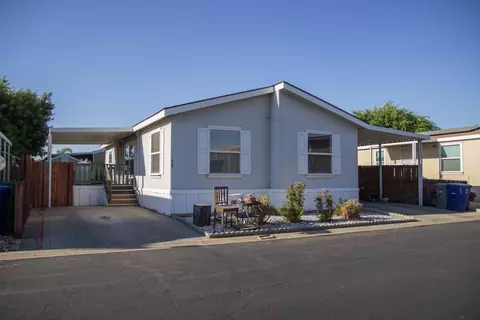 2575 S Willow Ave #128, Fresno, CA 93725