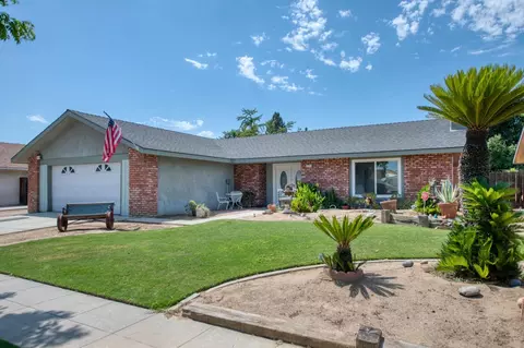 3291 E Palo Alto Ave, Fresno, CA 93710