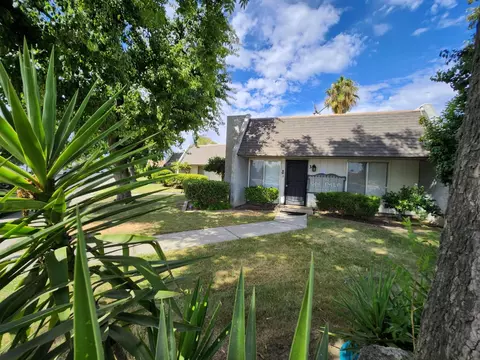 930 N Villa Ave, Dinuba, CA 93618