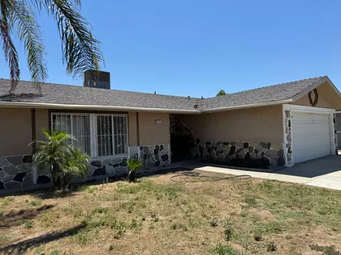 2165 S Eunice Ave, Fresno, CA 93706