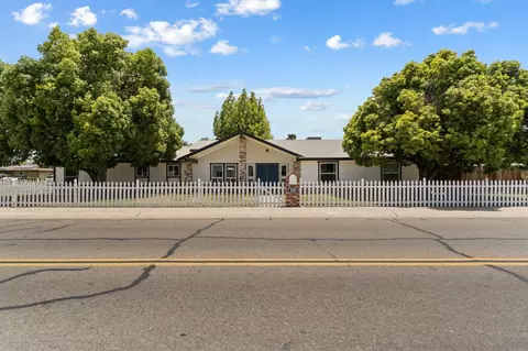 1820 S Conyer St, Visalia, CA 93277