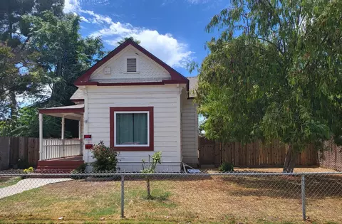 283 N Glenn Ave, Fresno, CA 93701