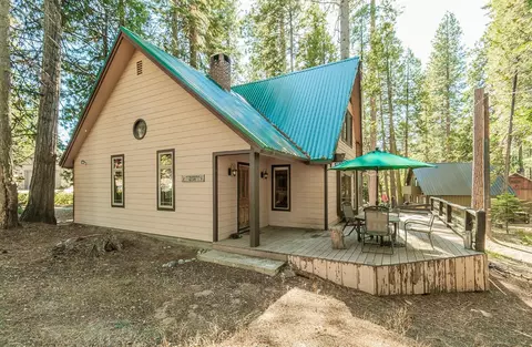 42588 Rock Ledge Rd, Shaver Lake, CA 93664