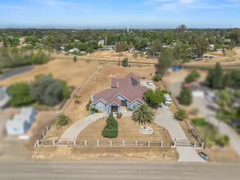 17861 Fairfield Dr, Madera, CA 93638