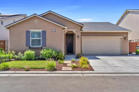 6123 W Norwich Ave, Fresno, CA 93723