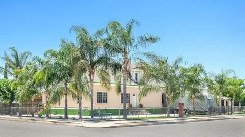 1322 1 St, Selma, CA 93662