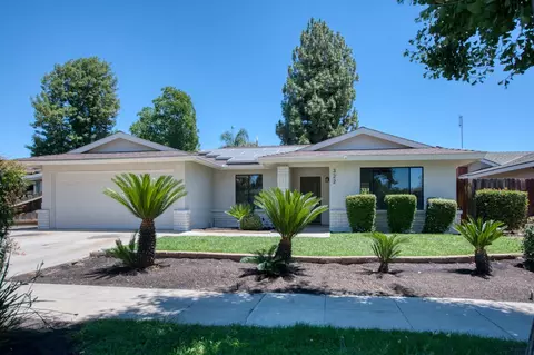 322 N Purdue Ave, Fresno, CA 93727