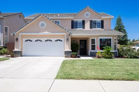 147 Santa Monica Ave, Sanger, CA 93657