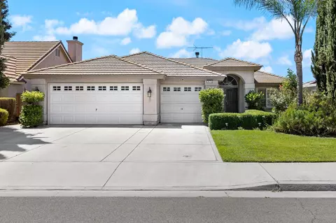 3474 Cambria Ave, Madera, CA 93637