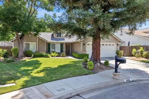 9916 N Meridian Ave, Fresno, CA 93720