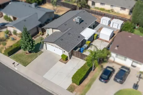 1074 Harvard Ave, Clovis, CA 93612