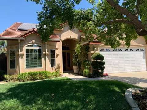 6686 E Amherst Ave, Fresno, CA 93727