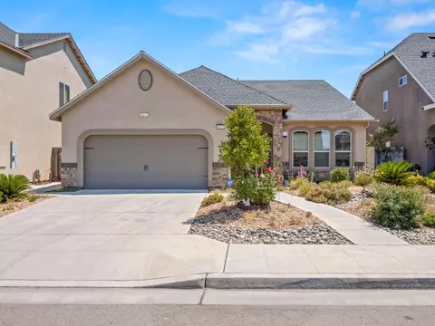 6553 E Redlands Ave, Fresno, CA 93727