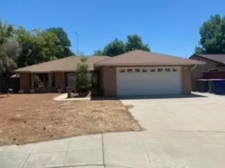 3017 Miami Court Ct, Clovis, CA 93611