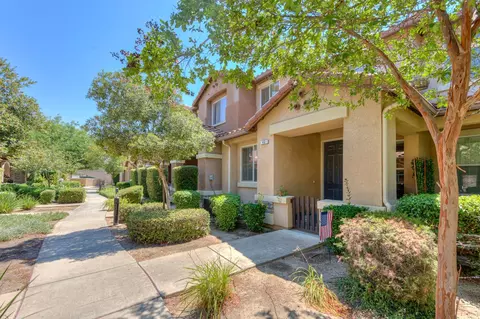 1152 W Walter Ave #42, Fowler, CA 93625