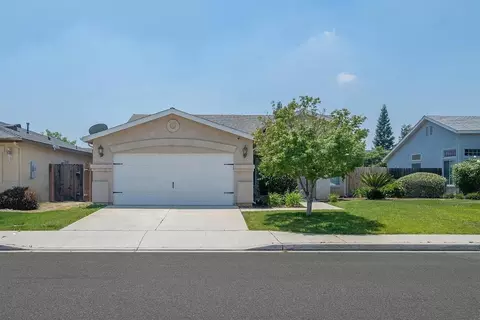 2648 Santa Ana Ave, Clovis, CA 93611