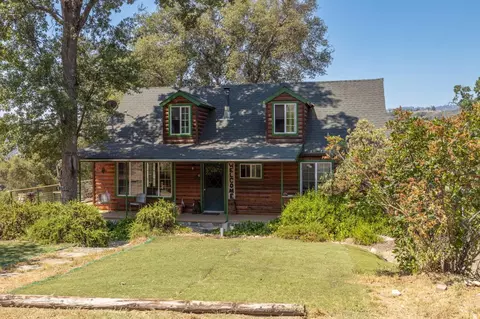 43581 Peterson Creek Rd, Ahwahnee, CA 93601