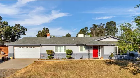 16901 La Canada Rd, Madera, CA 93636