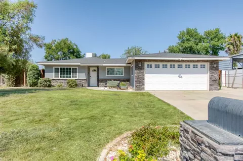 3301 Herndon St W, Bakersfield, CA 93312