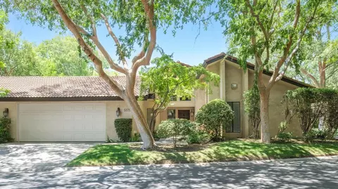 5579 N El Adobe Dr, Fresno, CA 93711