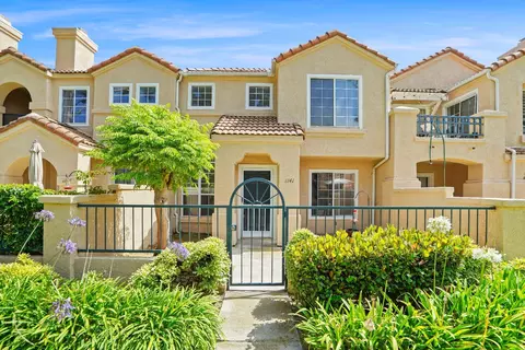 1141 Mooring Walk, Oxnard, CA 93035