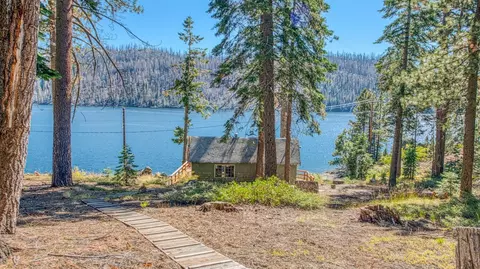 100 Blueberry Hill Ln #89 A, Lakeshore, CA 93634