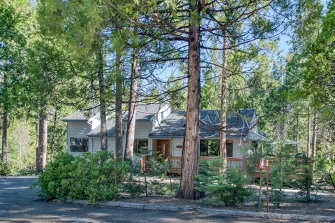 41314 Kokanee Ln, Shaver Lake, CA 93664