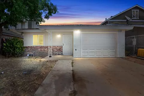 4238 W Brown Ave, Fresno, CA 93722