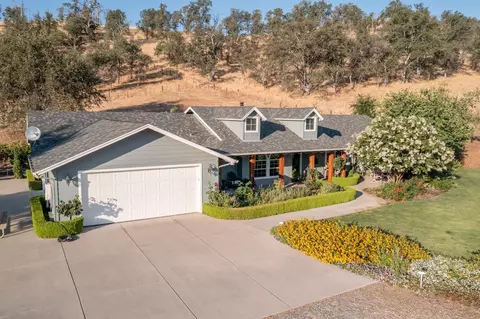 20038 Nicholas Rd, Prather, CA 93651