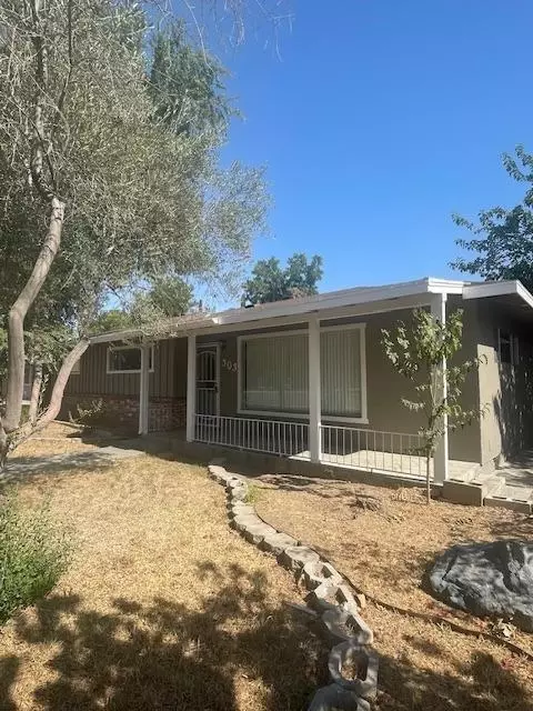 303 Stanford Ave, Coalinga, CA 93210