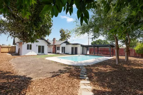 433 N Evelyn Ave, Fresno, CA 93727