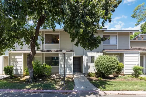 4717 N Cedar Ave #105, Fresno, CA 93726